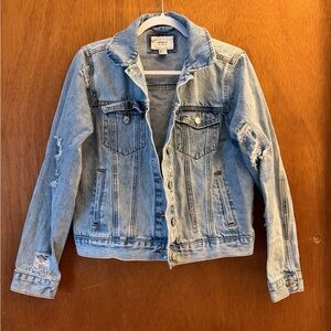 Forever 21 Distressed Denim Jacket Women’s Size S